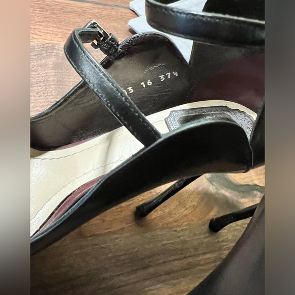 Christian Dior Stiletto - Picture 7 of 14